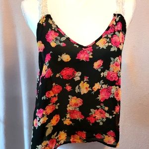 Forever 21 Juniors Medium Floral Flowy Tank top